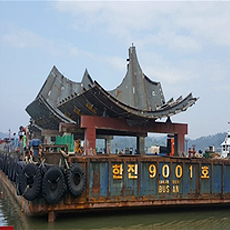 Pontoon Column 3